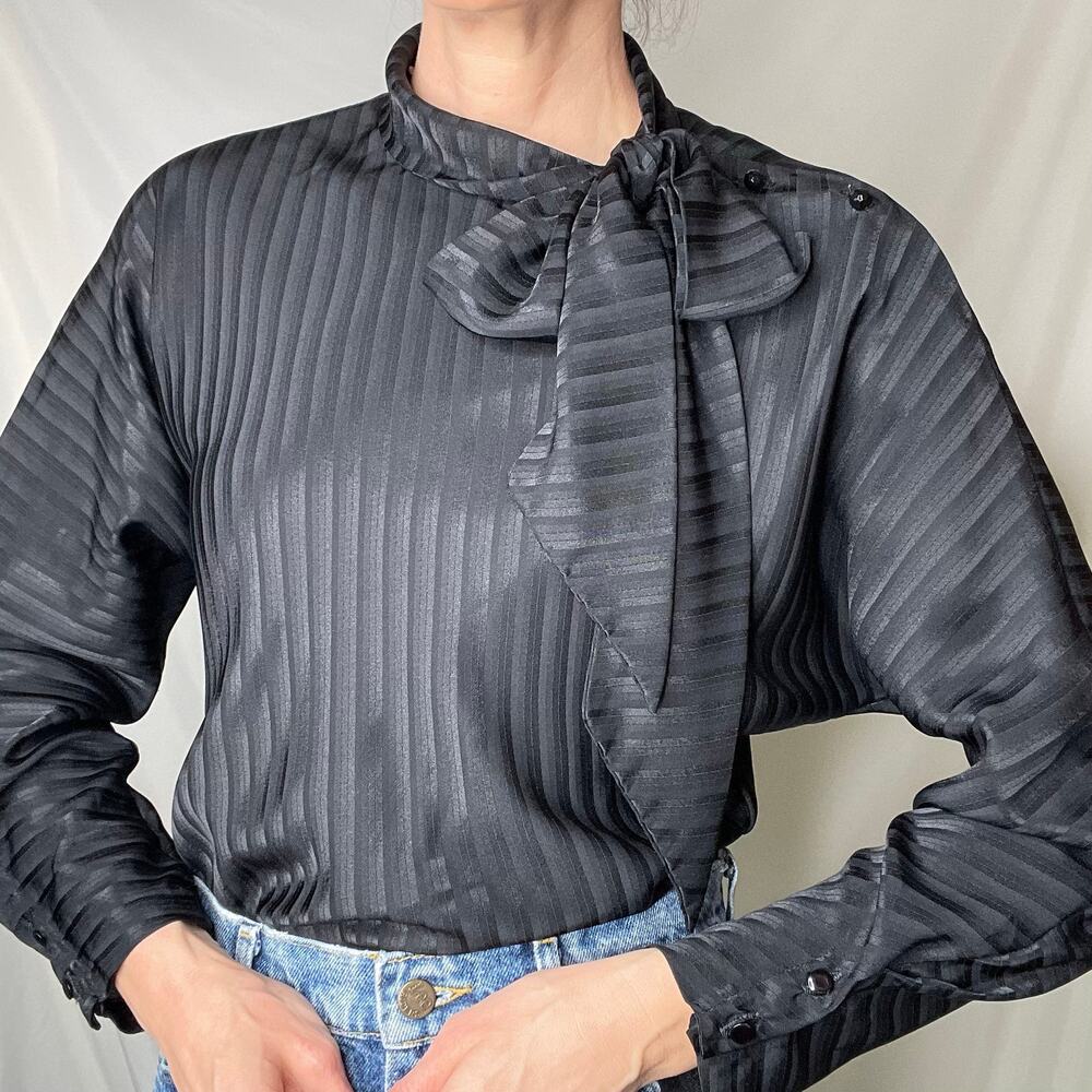 Vintage 90s tie neck bow blouse black striped satin jacquard long sleeve M
